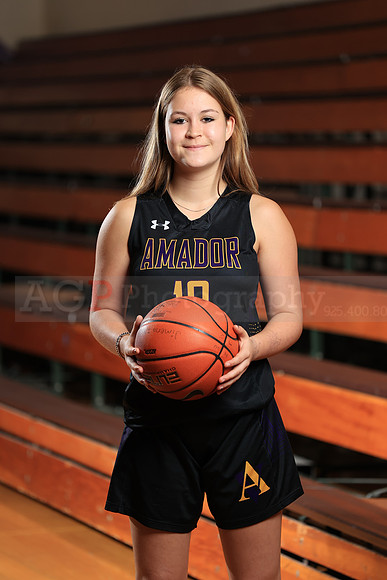 AVHS_Girls_JV_Fr_BB122