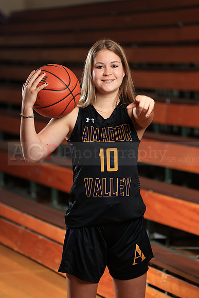 AVHS_Girls_JV_Fr_BB128