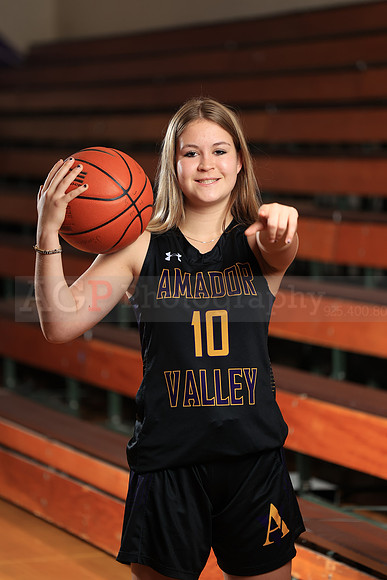AVHS_Girls_JV_Fr_BB126