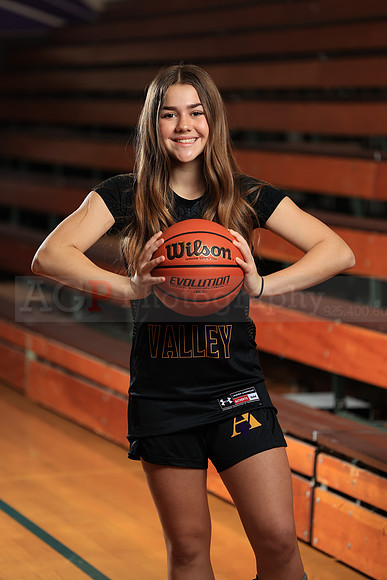 AVHS_Girls_JV_Fr_BB197