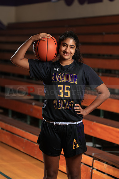 AVHS_Girls_JV_Fr_BB218