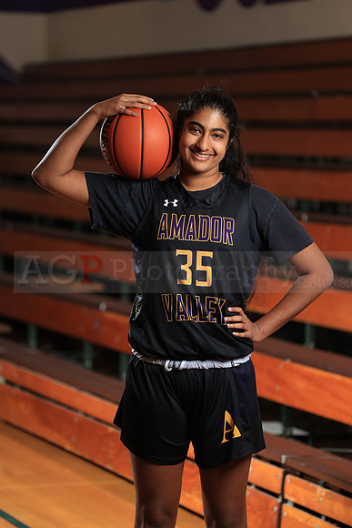 AVHS_Girls_JV_Fr_BB216