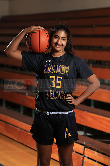 AVHS_Girls_JV_Fr_BB214