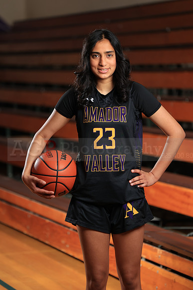 AVHS_Girls_JV_Fr_BB270