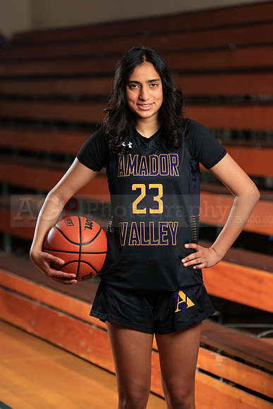 AVHS_Girls_JV_Fr_BB272