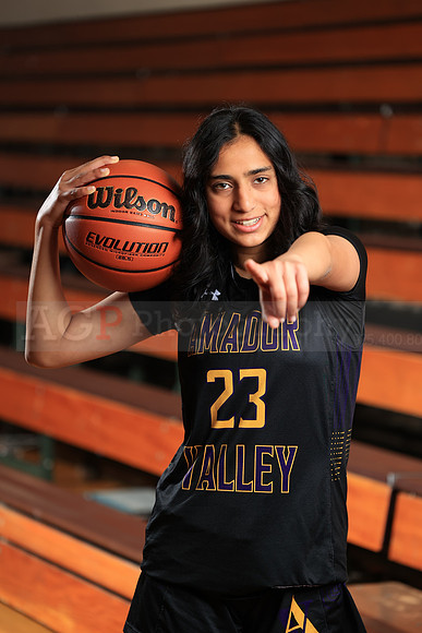 AVHS_Girls_JV_Fr_BB290