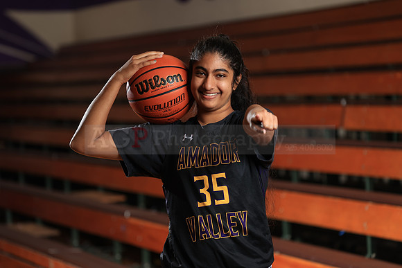 AVHS_Girls_JV_Fr_BB231