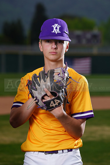 2025_Freshmen_BB052
