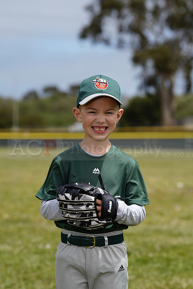 TBTinCaps00017