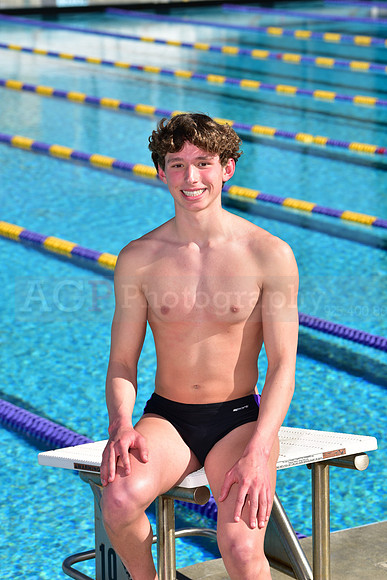 AVHS_Swim_2024_xindiv032