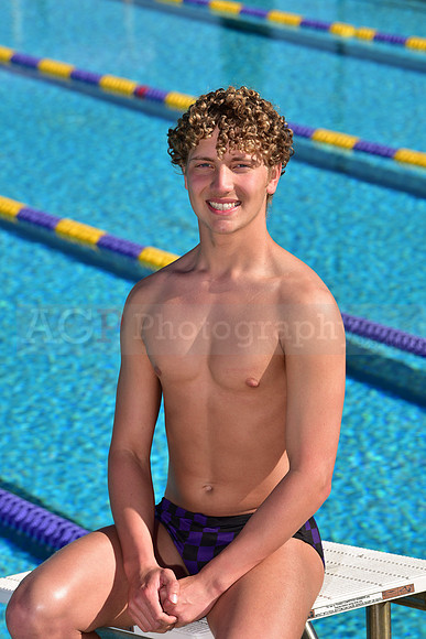 AVHS_Swim_2024_xindiv037