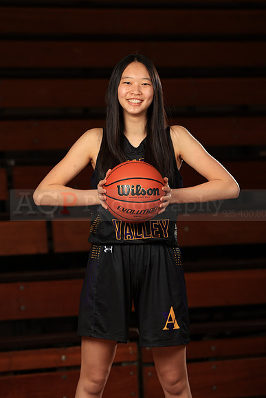 AVHSVarsityBB00069