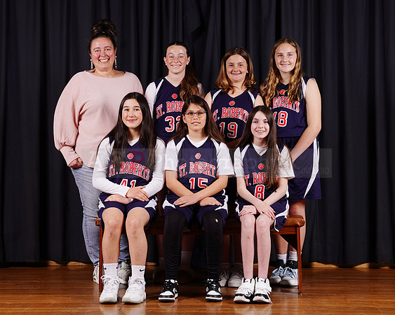 SR_Girls_6th_B_BB007