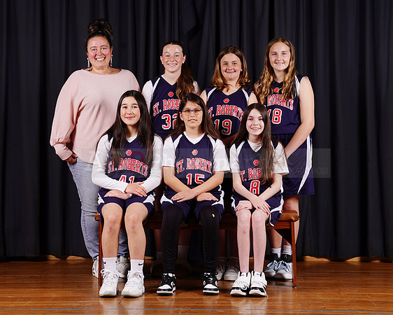 SR_Girls_6th_B_BB008