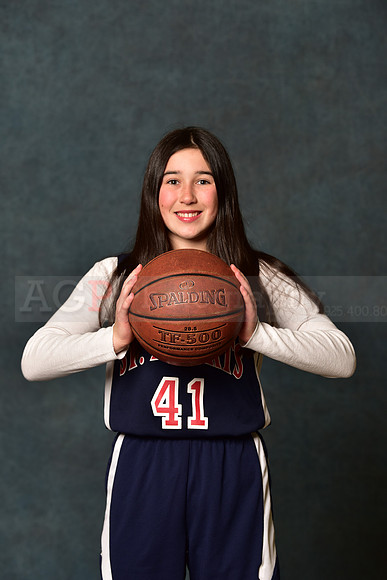 SR_Girls_6th_B_BB016