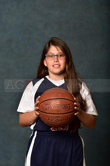 SR_Girls_6th_B_BB021