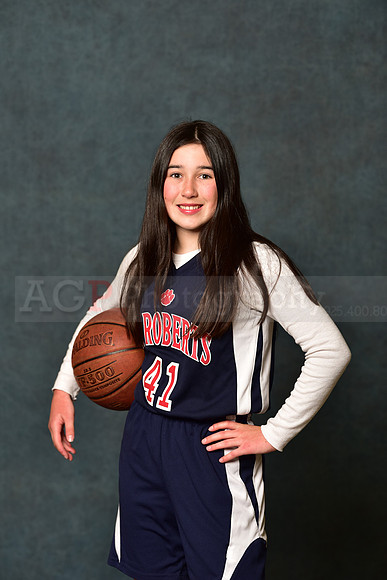 SR_Girls_6th_B_BB019