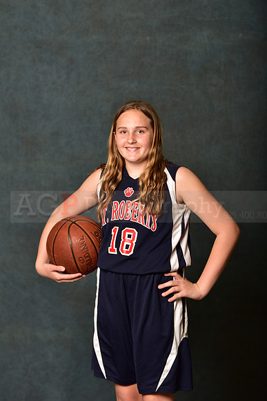 SR_Girls_6th_B_BB028