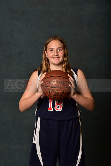 SR_Girls_6th_B_BB031
