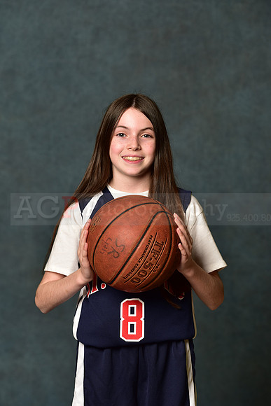 SR_Girls_6th_B_BB037