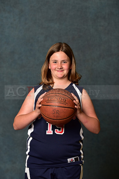 SR_Girls_6th_B_BB042