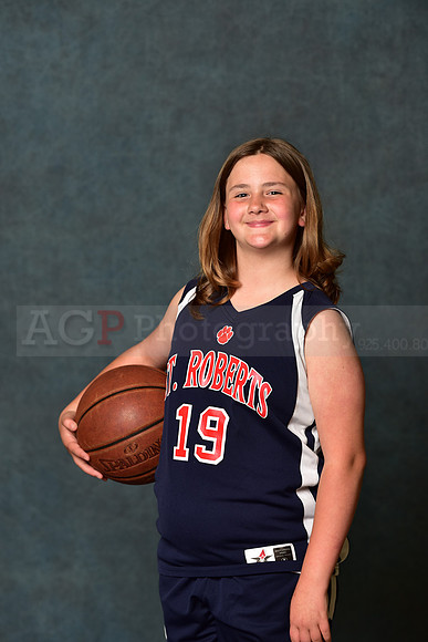 SR_Girls_6th_B_BB044