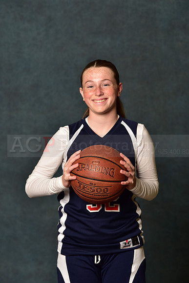 SR_Girls_6th_B_BB047