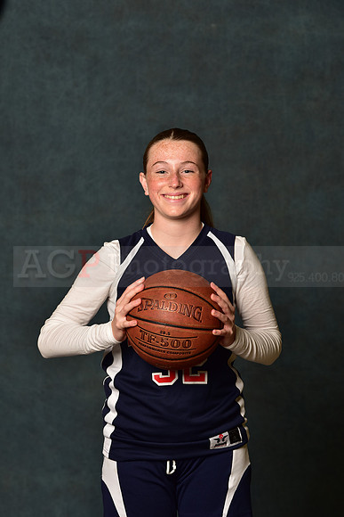 SR_Girls_6th_B_BB049