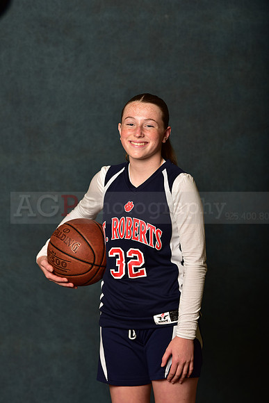 SR_Girls_6th_B_BB051
