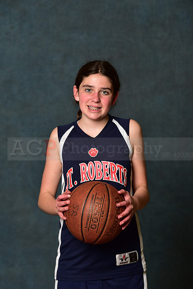 SR_Girls_6th_A_BB001