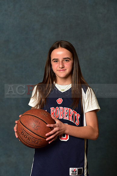 SR_Girls_6th_A_BB009