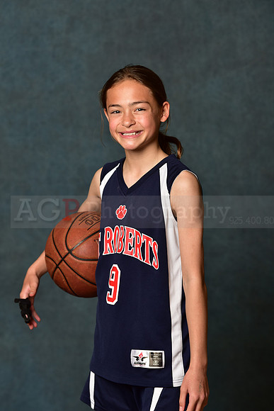 SR_Girls_6th_A_BB016
