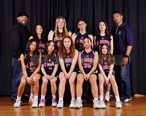 SR_Girls_7th_A_BB003
