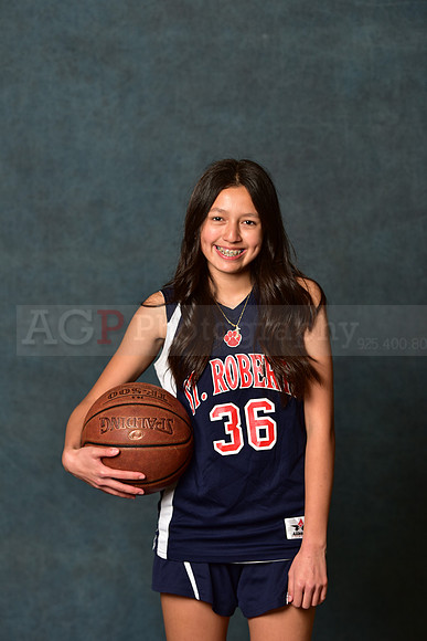 SR_Girls_7th_A_BB014