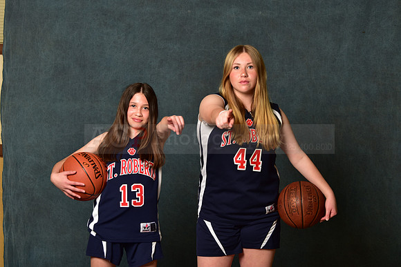 SR_Girls_7th_A_BB026