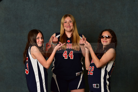 SR_Girls_7th_A_BB080