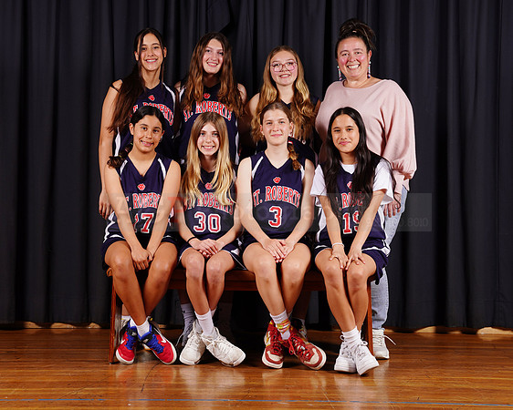 SR_Girls_7th_B_BB001