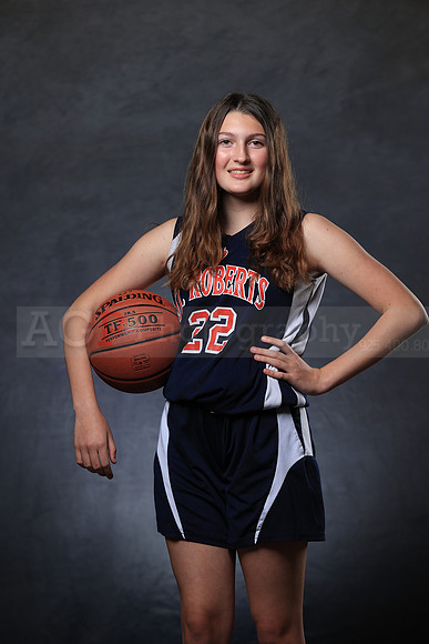 SR_Girls_7th_B_BB009