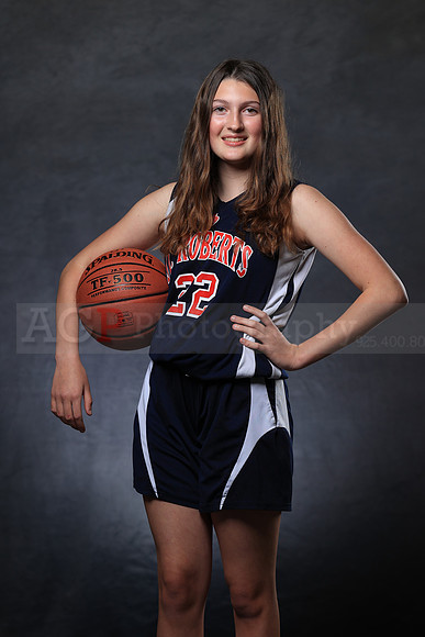 SR_Girls_7th_B_BB012