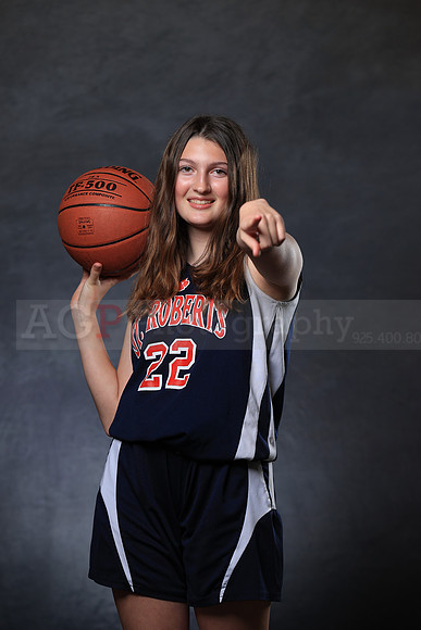 SR_Girls_7th_B_BB021
