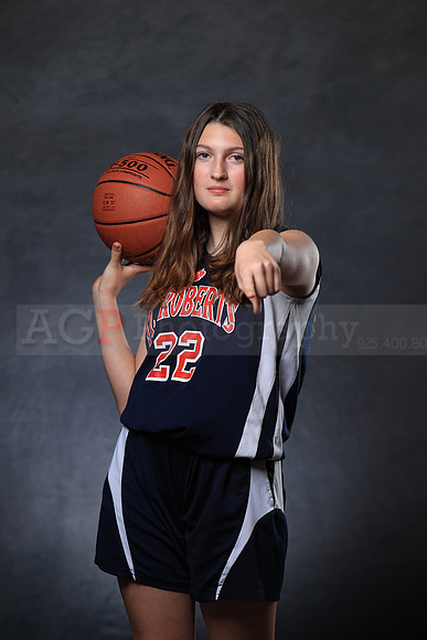 SR_Girls_7th_B_BB023