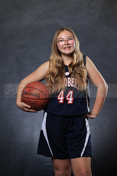 SR_Girls_7th_B_BB036