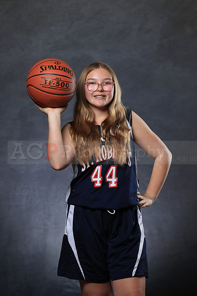 SR_Girls_7th_B_BB046