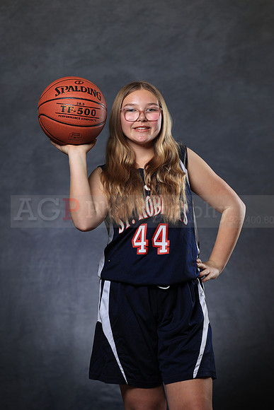 SR_Girls_7th_B_BB045