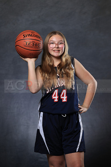 SR_Girls_7th_B_BB048