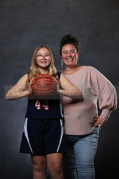 SR_Girls_7th_B_BB057