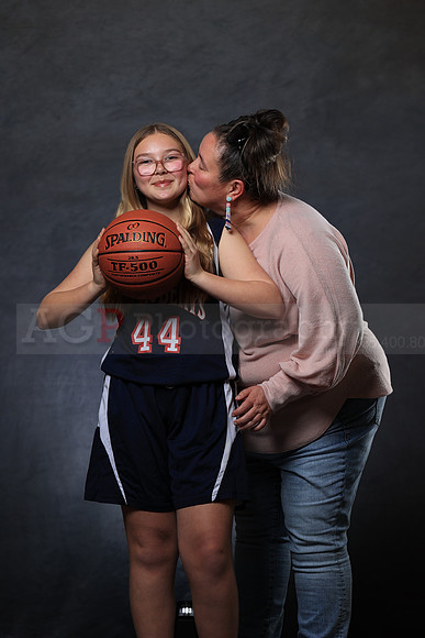SR_Girls_7th_B_BB058