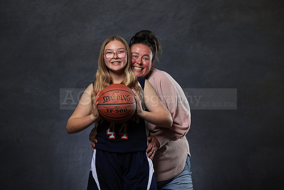 SR_Girls_7th_B_BB061