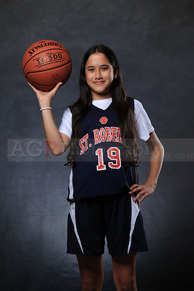 SR_Girls_7th_B_BB084