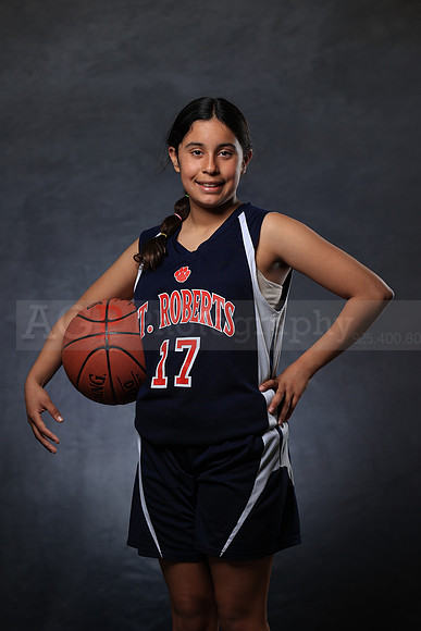 SR_Girls_7th_B_BB104